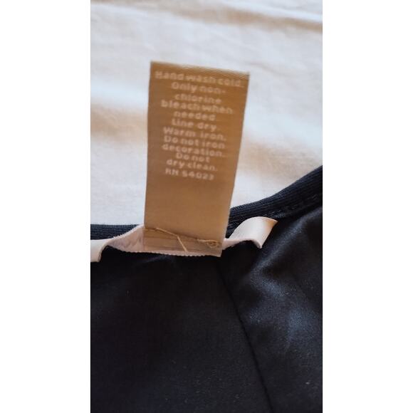 Banana Republic short sleeves Black Jewel neckline Dress Size 2 with Pockets - Picture 9 of 13